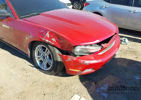 2011 Ford Mustang V6 z USA, uszkodzony, nr VIN 1ZVBP8AM7B5169892